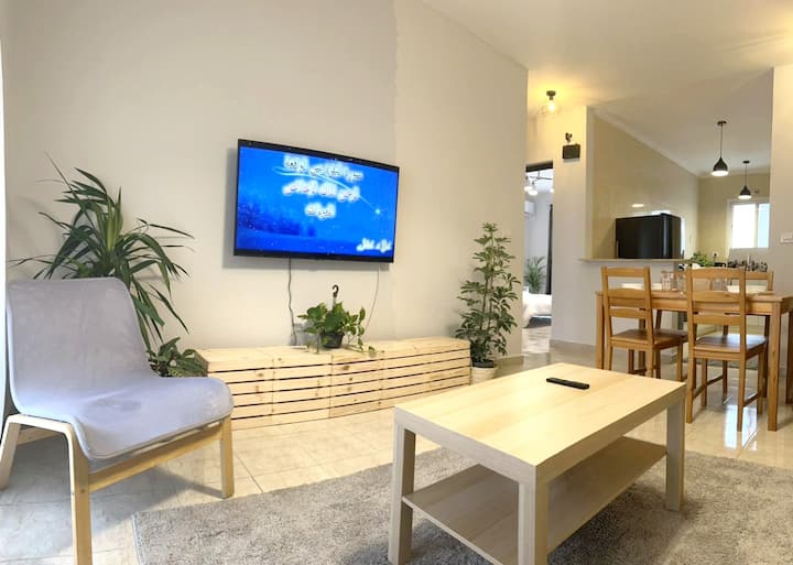 White Bear 2Bdr - 4 Guests Apartment — Living Room in Madinaty, New Cairo, Egypt, Egypt — photo 3