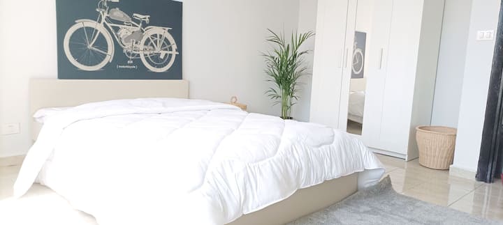 White Bear 2Bdr - 4 Guests Apartment — Bedroom 2 in Madinaty, New Cairo, Egypt, Egypt — photo 2