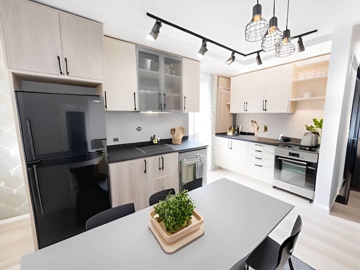 Cozy White Bear — Full Kitchen in Madinaty, New Cairo Egypt, Egypt — photo 2