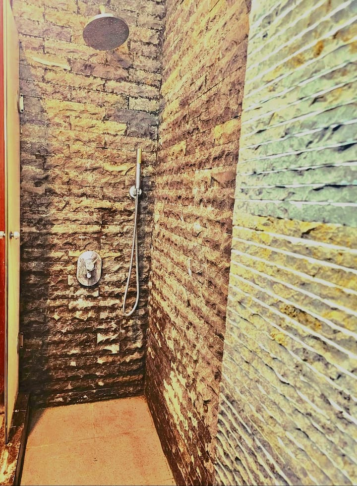 Heaven on El Sheikh Zayed — Full bathroom 1 in Al Sheikh Zayed, Giza, Egypt, Egypt — photo 2