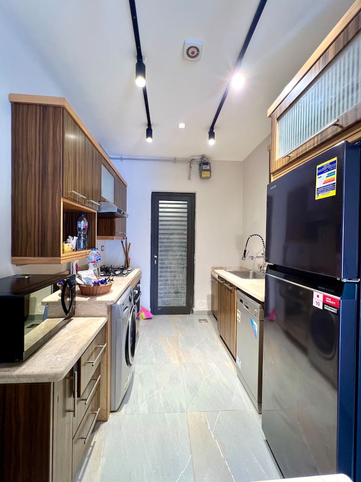 Private Luxury 2-bed Serviced Apt in Lakeview Rsd — Full Kitchen in Lakeview, New Cairo, Egypt, Egypt