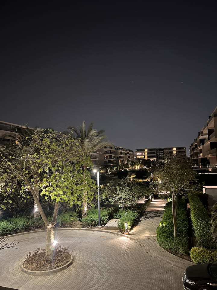 Private Luxury 2-bed Serviced Apt in Lakeview Rsd — Exterior in Lakeview, New Cairo, Egypt, Egypt