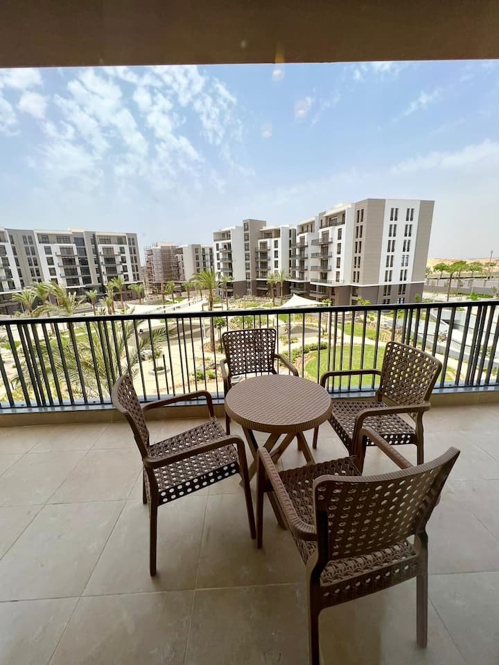ASAP 3 bdrm + Nanny Modern CFC business district — Balcony in Cairo Festival City, New Cairo, Egypt, Egypt
