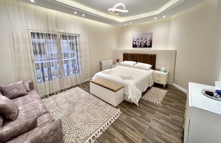 Stylish 3-bed next to Water Way mall New Cairo — Bedroom 2 in Waterway mall, New Cairo, Egypt, Egypt