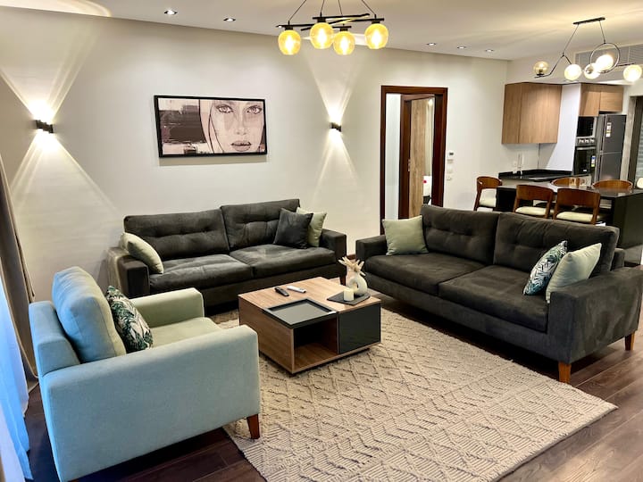 À la mode 2-bed with Designer Touch Lakeview Rsdnc — Living Room in Lakeview, New Cairo, Egypt, Egypt