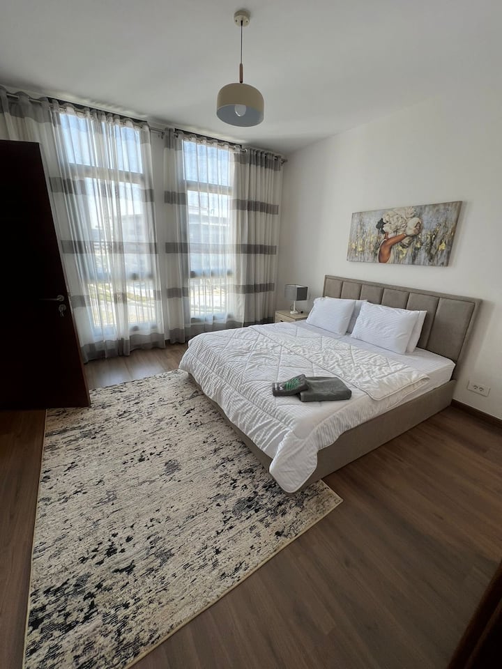 CFC Business District Elite 2-Bed Serviced Aprtmt — Bedroom 1 in Aura Apartments CFC, New Cairo, Egypt, Egypt