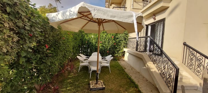Al Rehab bird's Nest — Backyard in Al Rehab, New Cairo, Egypt, Egypt — photo 2