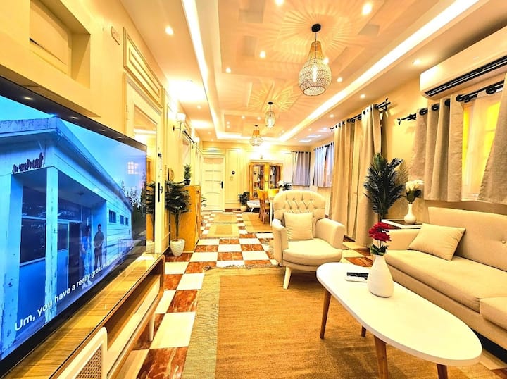 luxury Holiday — Living Room in Mansoura, Egypt, Egypt — photo 3