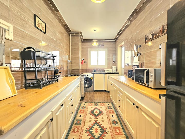 Prestige Palace, Elite Enclave — Full Kitchen in Madinaty, New Cairo, Egypt, Egypt — photo 2