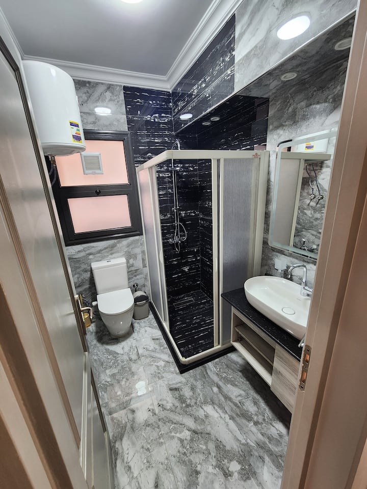 The cosy getaway — Full bathroom 1 in Madinaty, New Cairo, Egypt, Egypt