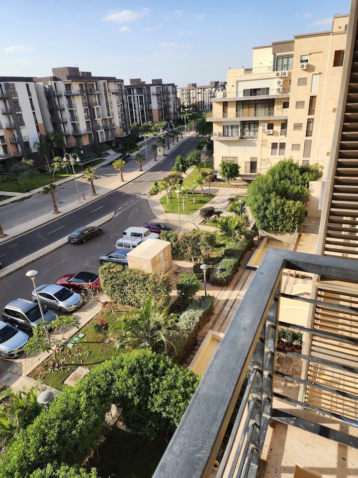 Your luxurious Getaway — Balcony in Madinaty, New Cairo, Egypt, Egypt — photo 2