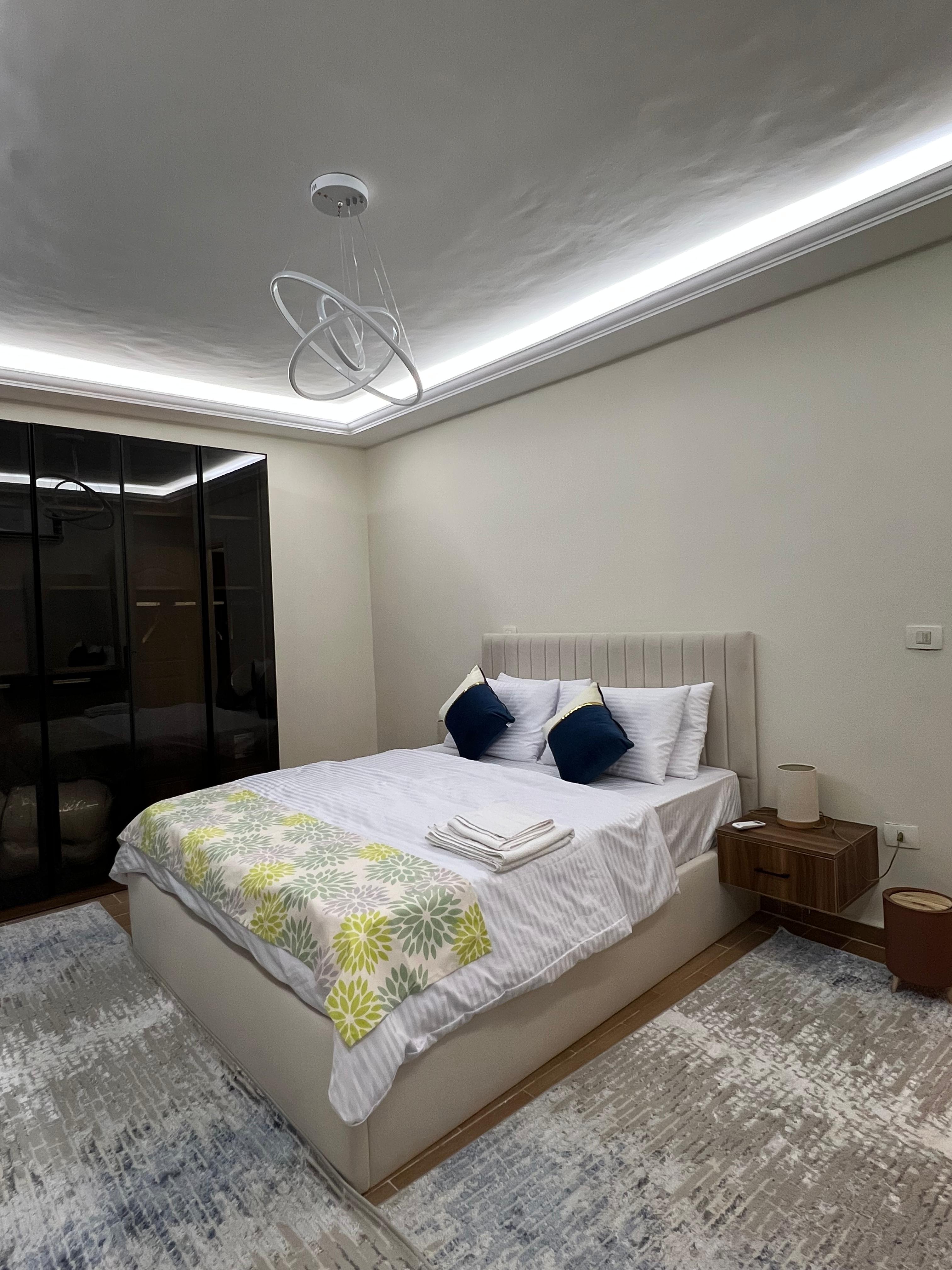 Modern Luxury 2-bedroom Apartment in New Cairo — Bedroom 1 in dar masr kornfel bulding 410, Egypt — photo 2