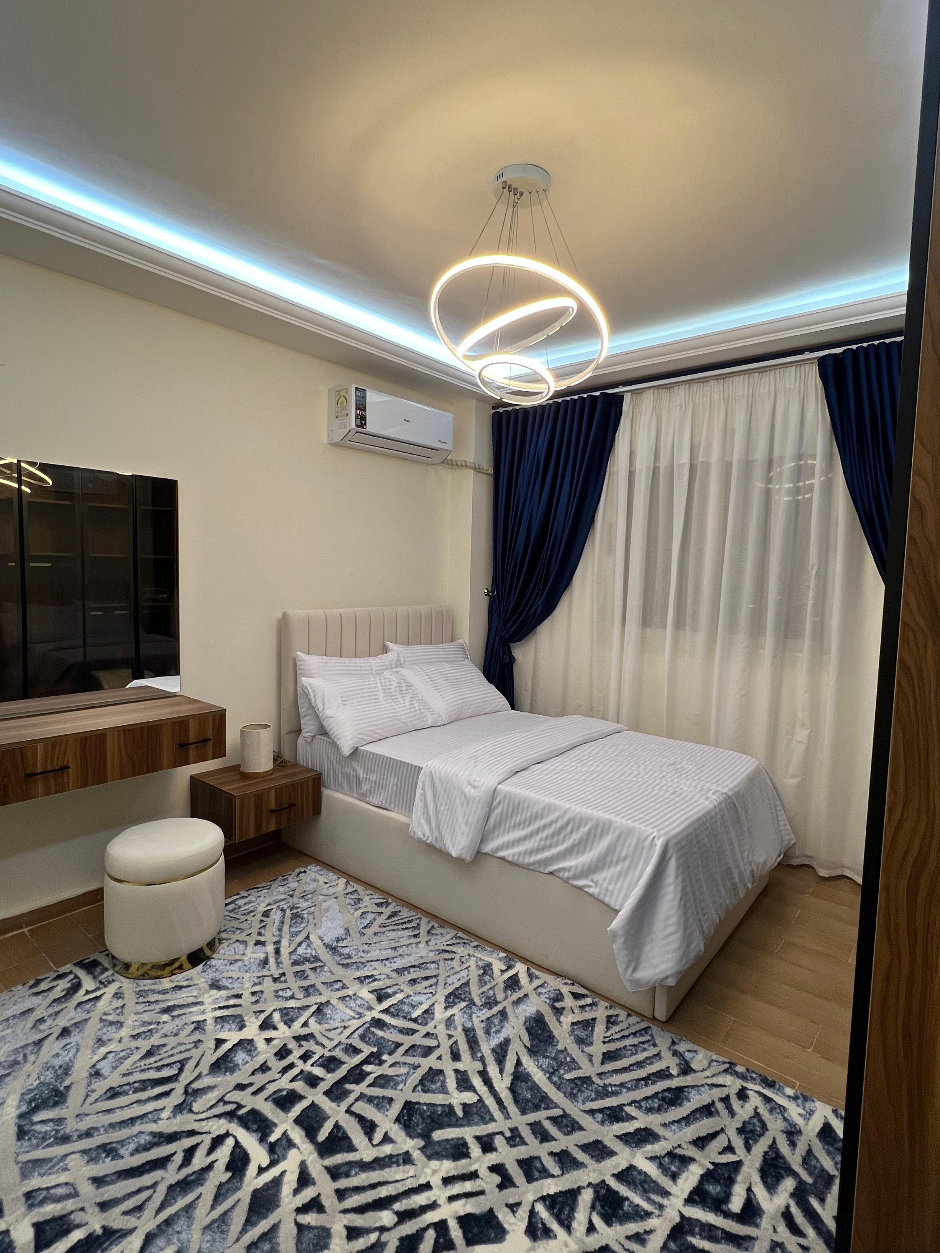 Modern Luxury 2-bedroom Apartment in New Cairo — Bedroom 2 in dar masr kornfel bulding 410, Egypt — photo 2