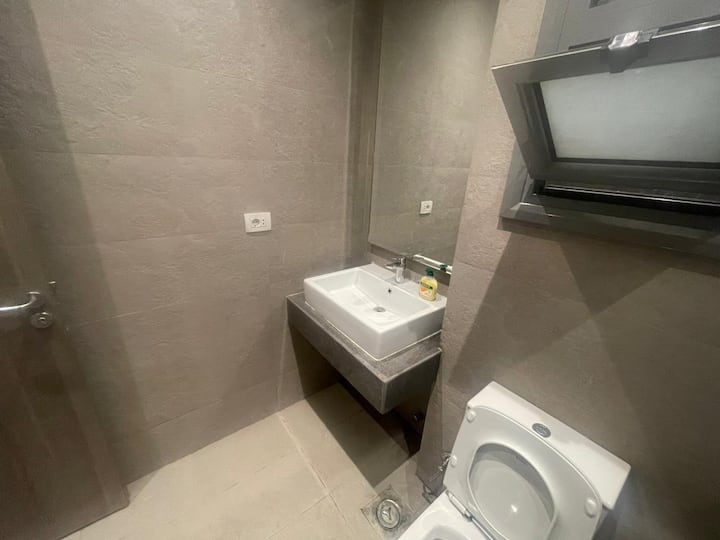 Lovely 1 bd in Sholan 2 El Gouna — Full bathroom 1 in Sholan Phase 2, Elgouna, Red Sea, Egypt — photo 2