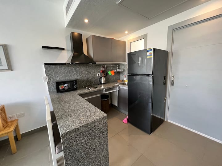 Cosy Studio In Sholan1 El Gouna — Full Kitchen in Sholan 1, Elgouna, Hurghada, Red Sea, Egypt