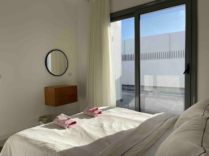 3bd with a private heated pool in Sholan 2 ElGouna — Bedroom 1 in Sholan Phase 2, Elgouna, Red Sea, Egypt — photo 2