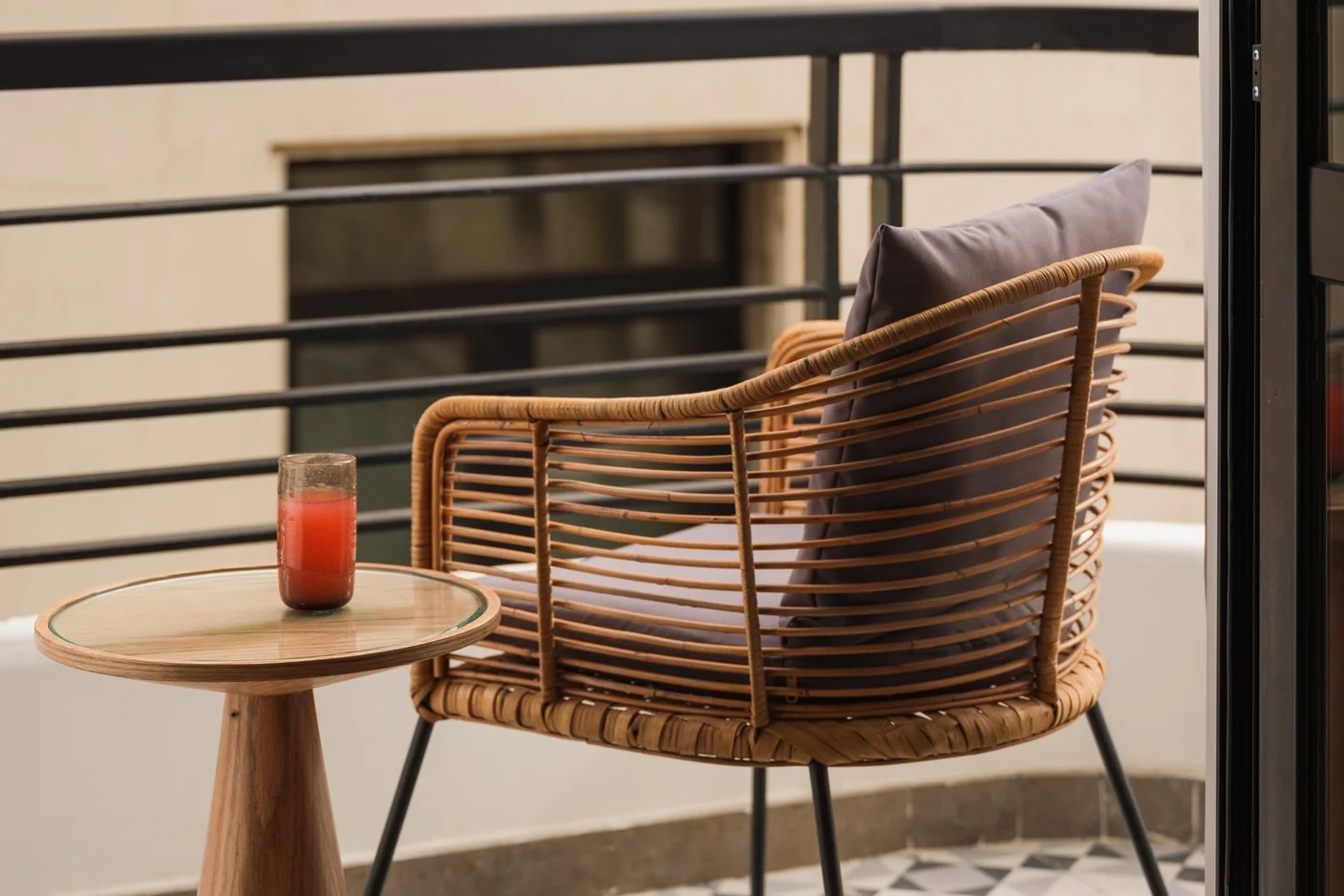 Studio With Kitchenette And Balcony Next To Tahrir Square — Balcony in Downtown Cairo | Talaat Harb Mall, Egypt