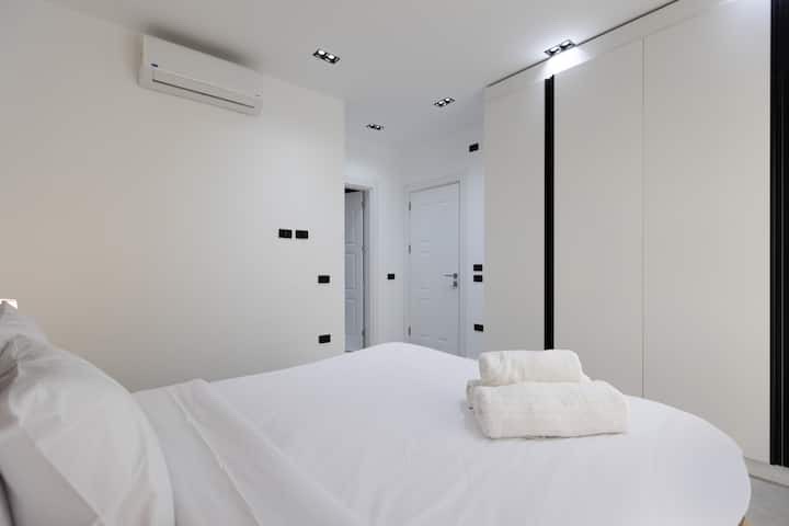 Cozy 2BR Apartment with Private Outdoor | Lakeview — Bedroom 2 in New Cairo, Egypt — photo 2