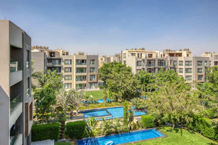Elegant Garden & Pool View 2-BR Apt | Silverpalm — Balcony in Located in the heart of New Cairo City, Cairo Governorate, Egypt, Egypt