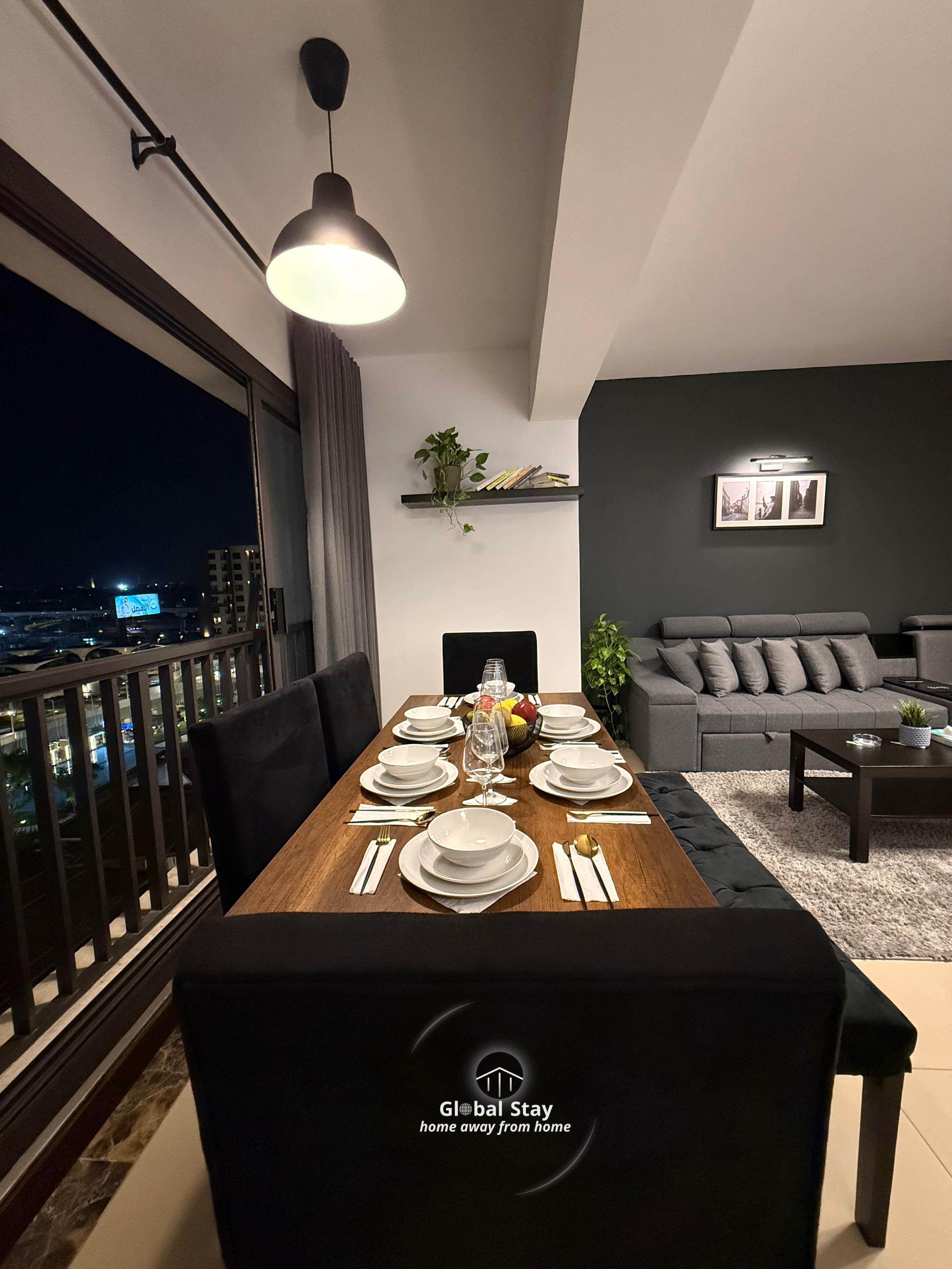 Stylish 3-Bedroom Apartment | New Cairo — Dining Area in New Cairo' Cairo, Egypt — photo 3