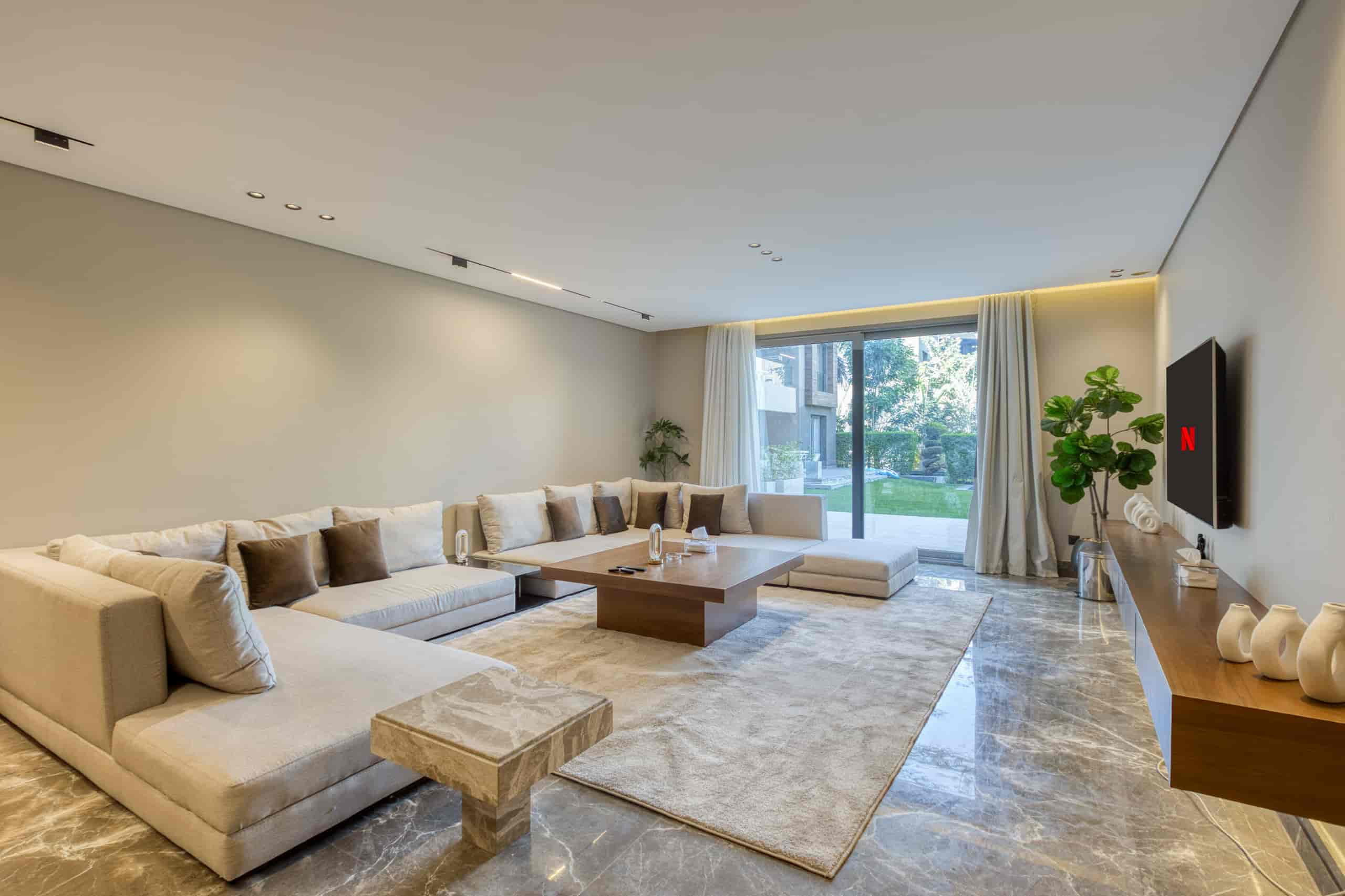 Extra-Wide 3-Bdr Apt | Garden & Pool | Silverpalm — Living Room in New Cairo ,Cairo, Egypt