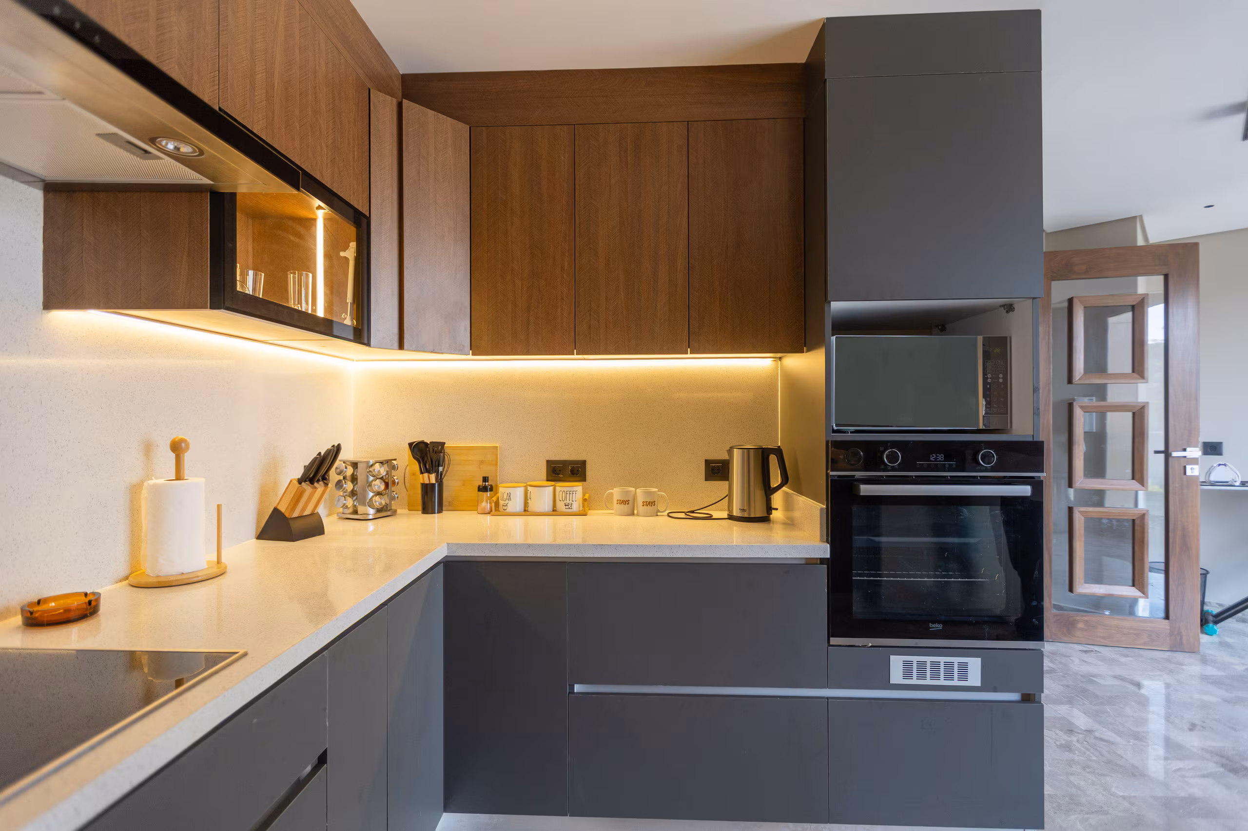 Luxury Spacious 3-BR + Maid’s Room |Scenic View|SP — Full Kitchen in Cairo, Egypt — photo 3