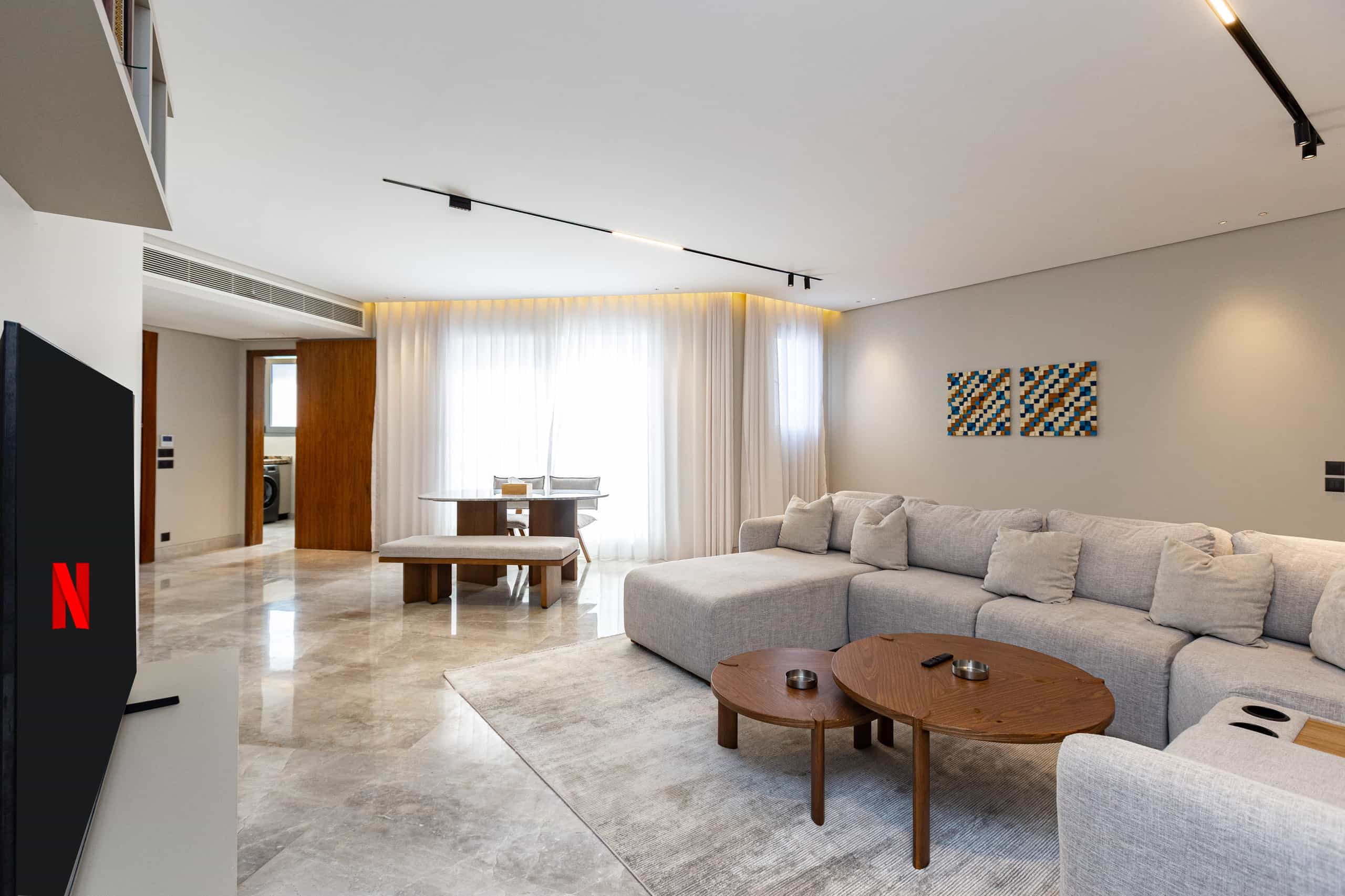 Stylish 2-Bedroom Apartment | Silver Palm — Living Room in New Cairo , Cairo, Egypt — photo 2