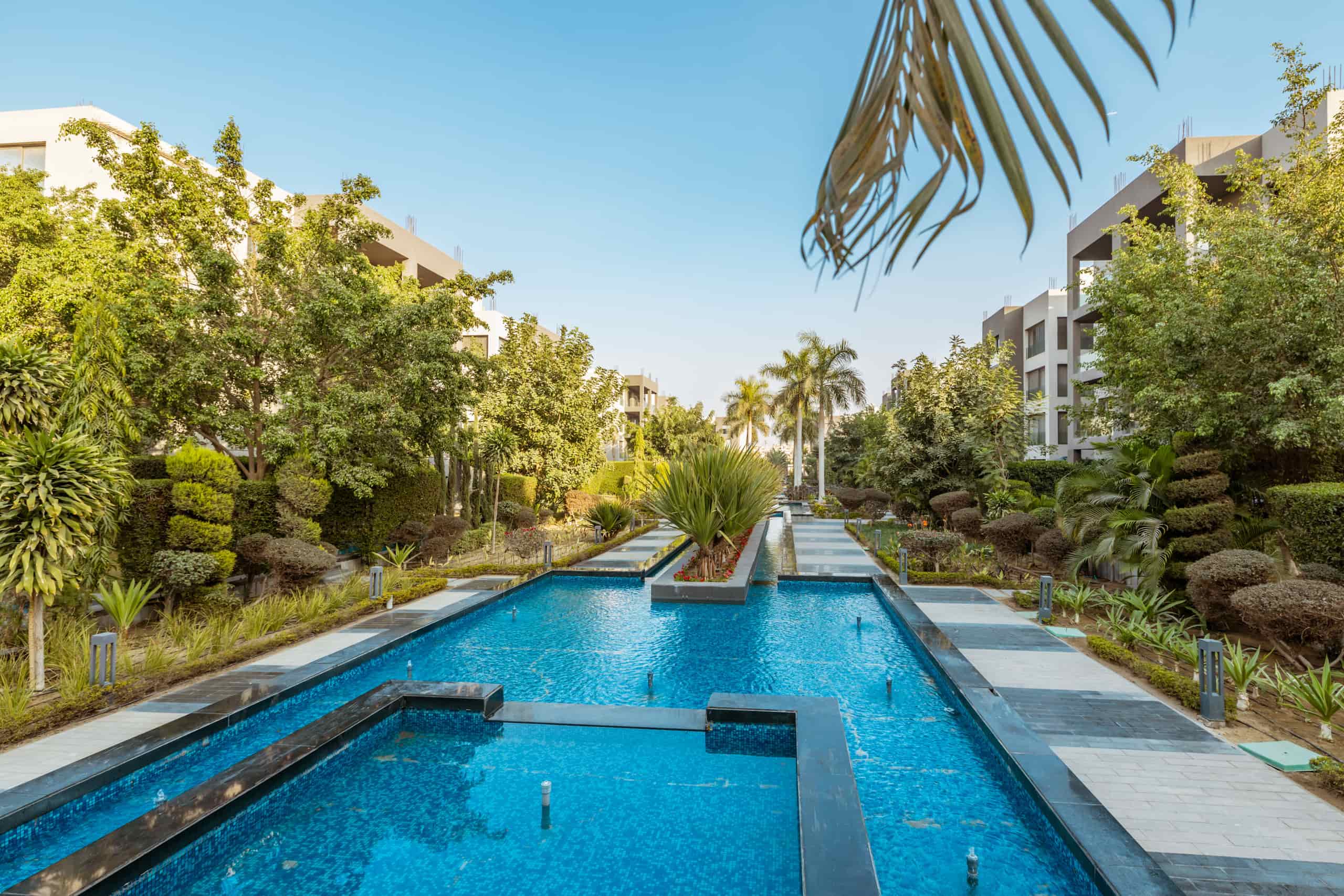 Luxury 3-BR Apt/Large Garden & Pool | Silverpalm — Backyard in O one New Cairo, Cairo, Egypt
