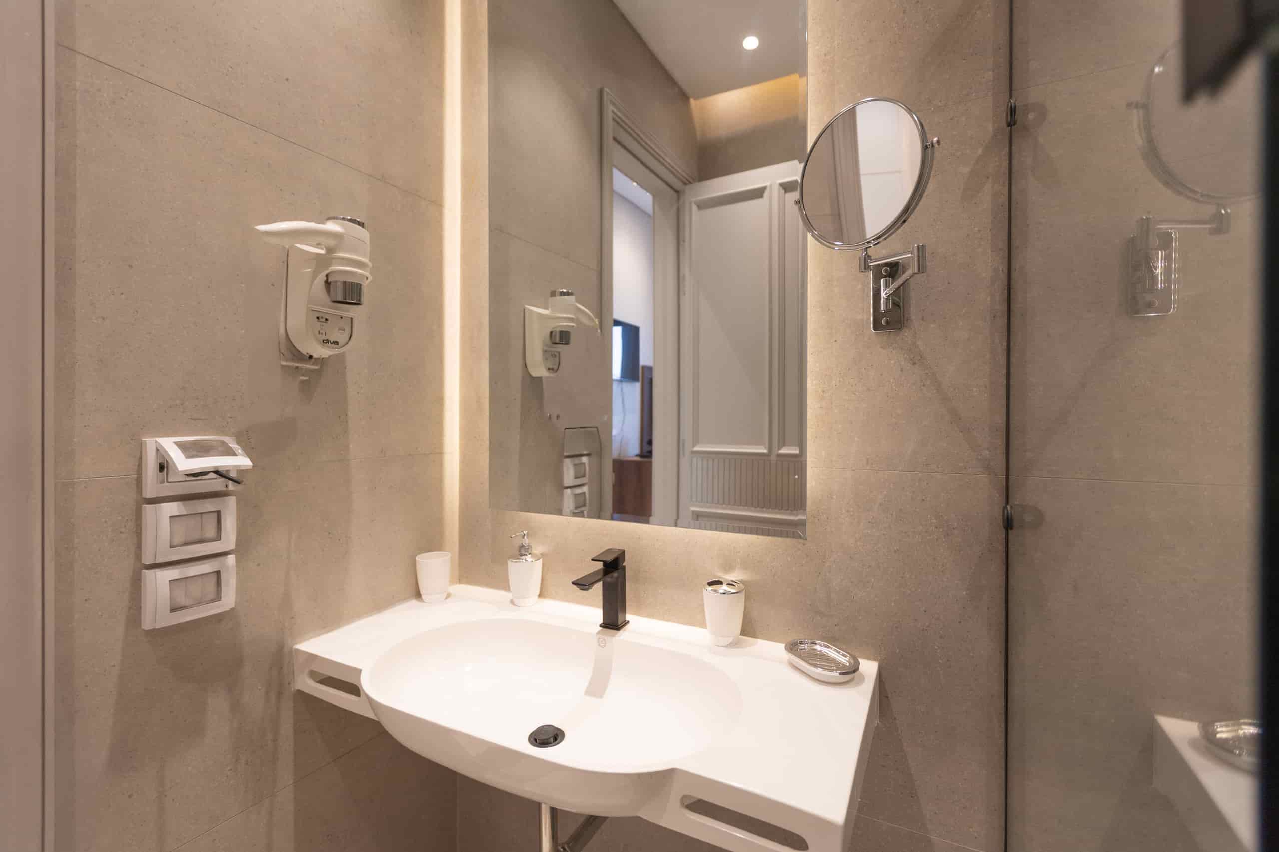 Exclusive JW Marriott Suite|Unmatched View|Al Jazi — Full bathroom 1 in New Cairo , Cairo, Egypt — photo 2