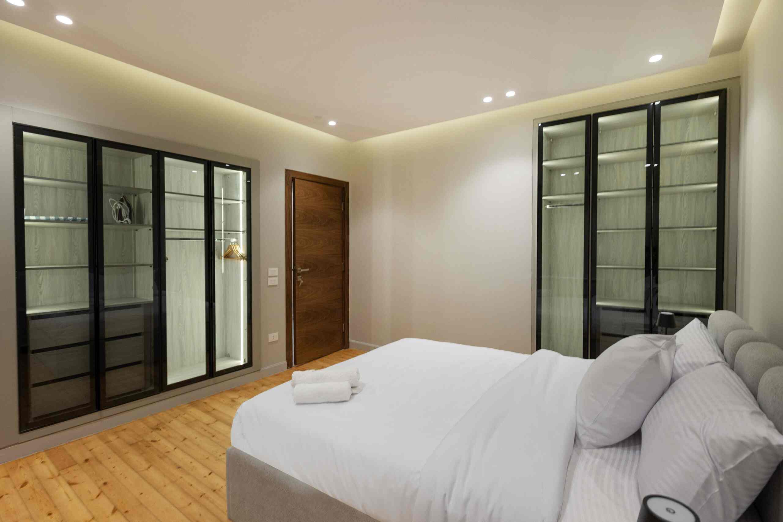 Luxury 3-Bedroom Apartment in the Heart of Almaza — Bedroom 2 in Cairo , Cairo, Egypt — photo 2