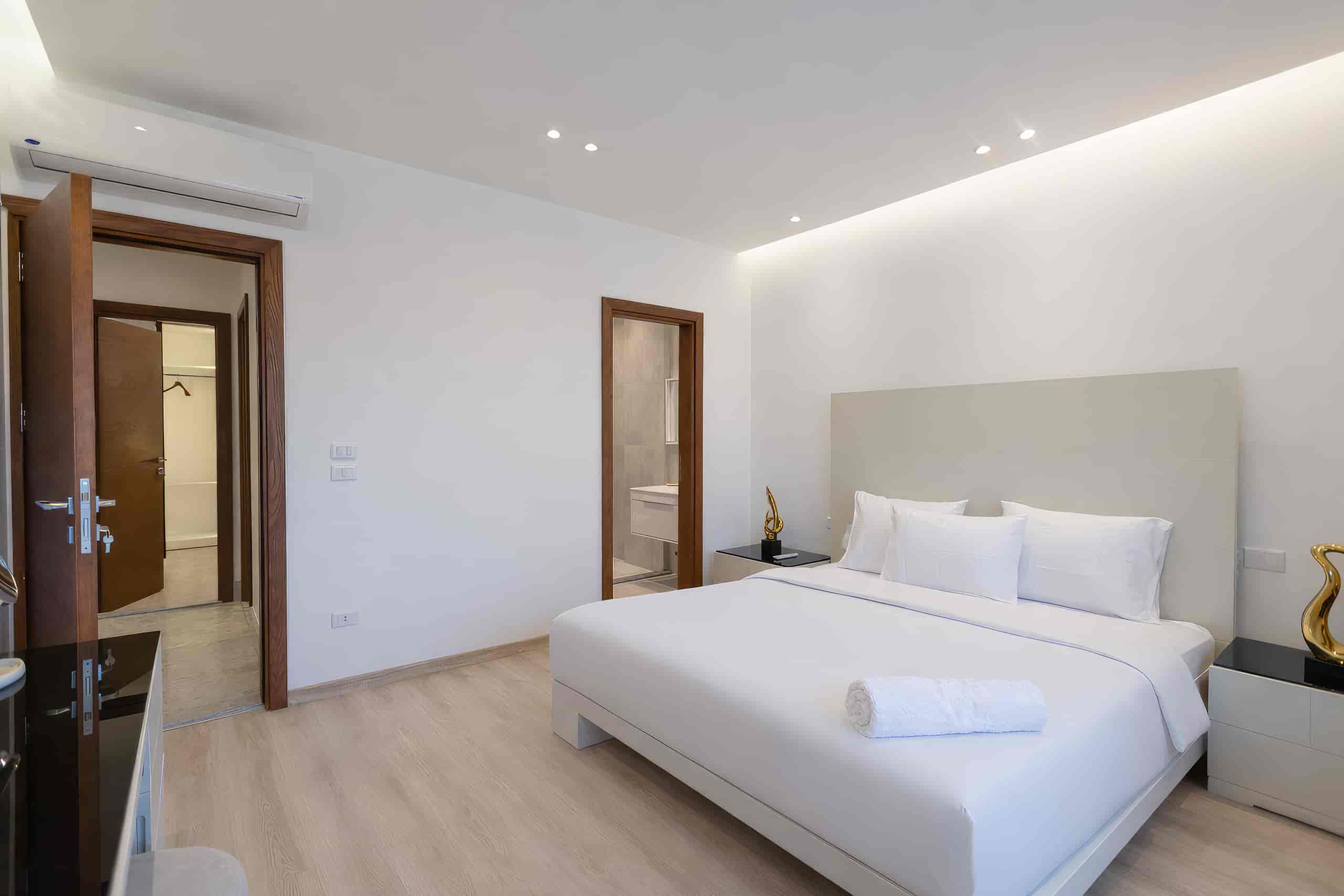 Elite Duplex | Private Pool | Lake View Residence — Bedroom 1 in Second New Cairo , Cairo Governorate, Egypt, Egypt — photo 2