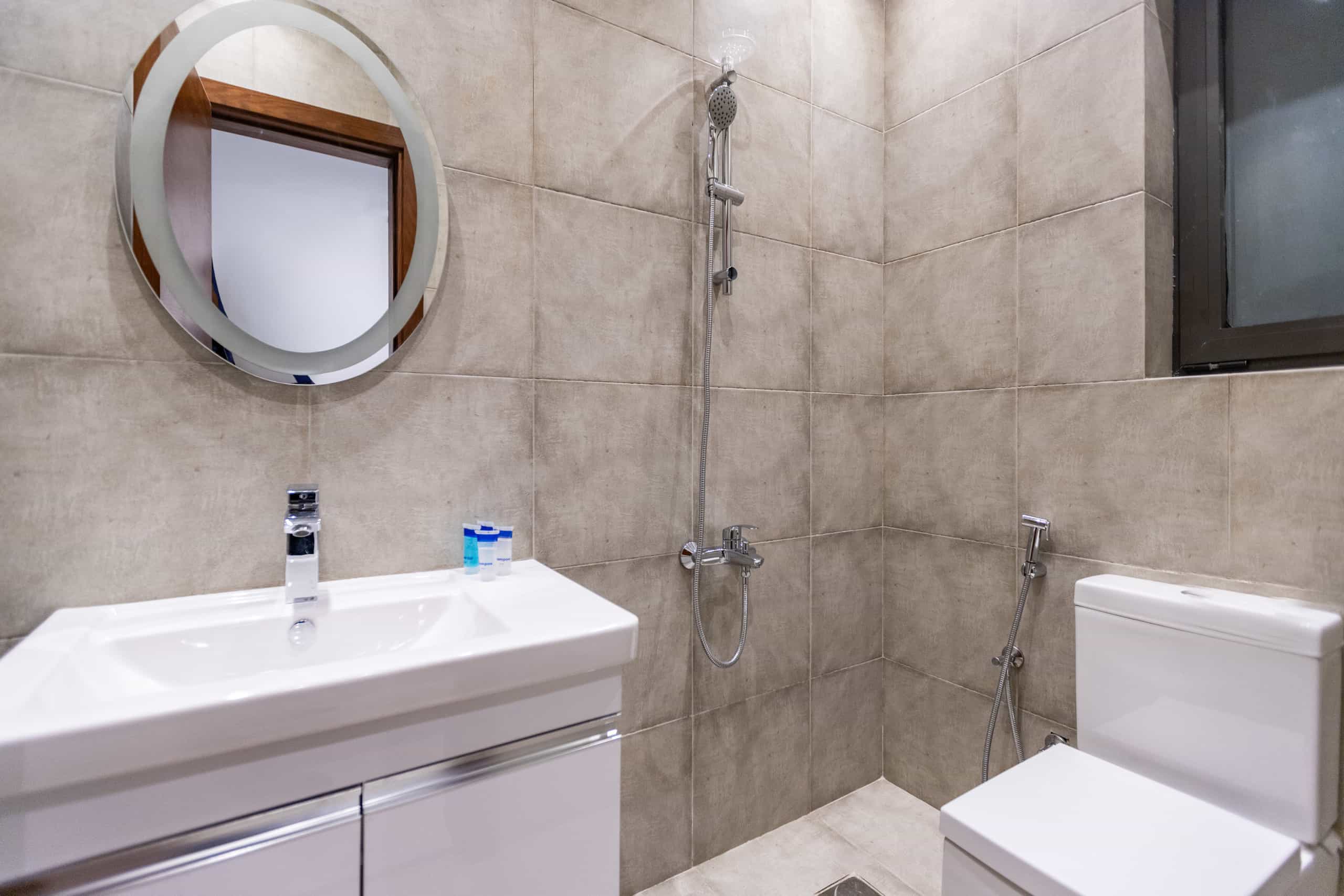 Elite Duplex | Private Pool | Lake View Residence — Full bathroom 4 in Second New Cairo , Cairo Governorate, Egypt, Egypt