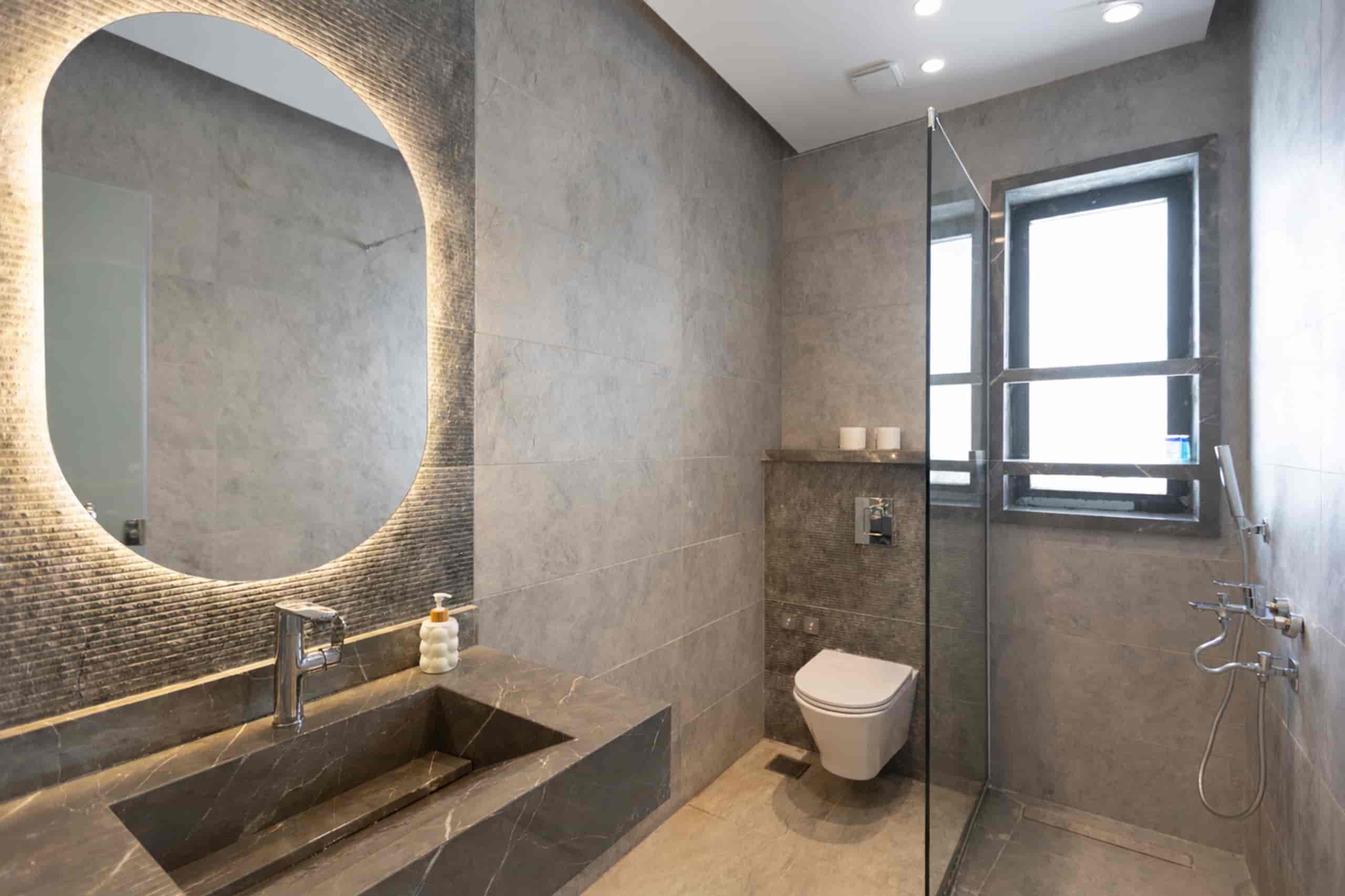 Spacious & Chic 2BR Haven in Lake View Residence — Full bathroom 1 in New Cairo , Cairo, Egypt
