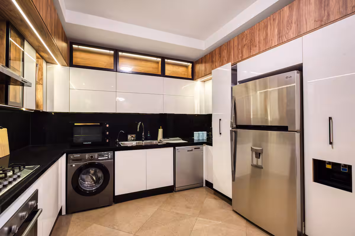 Elegant 3BR+Nanny Room | Pool View | Silver palm — Full Kitchen in New Cairo 1, Egypt — photo 2