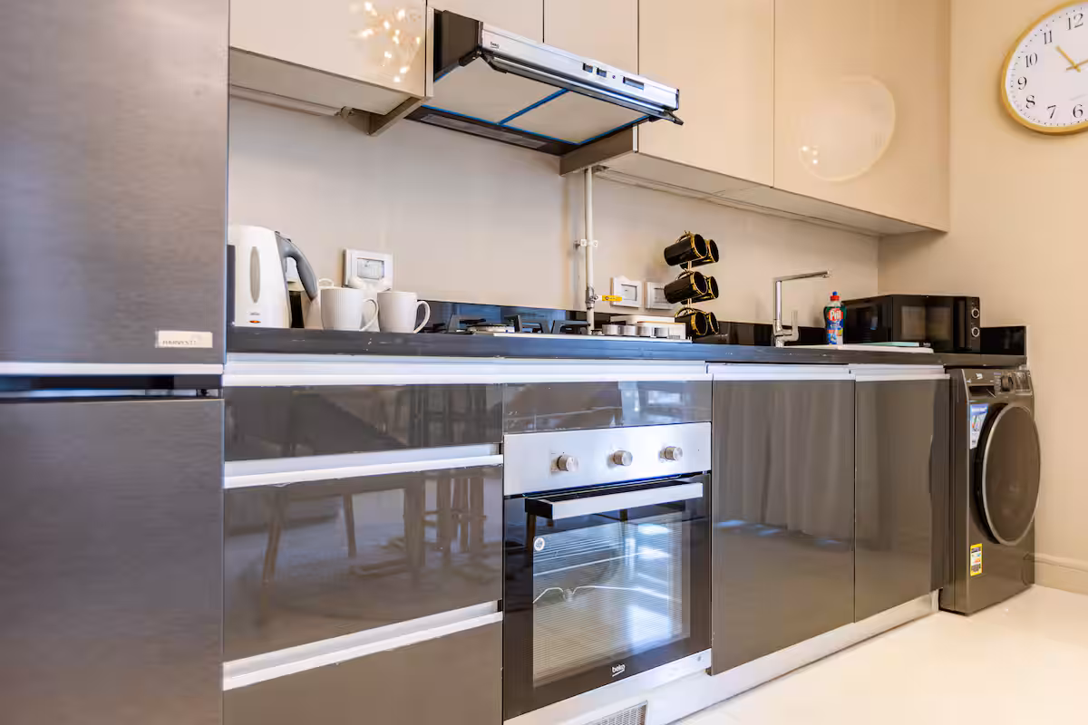 JW Marriott Executive Suite | Pool & Balcony Bliss — Full Kitchen in New Cairo, Cairo Governorate, Egypt, Egypt — photo 2
