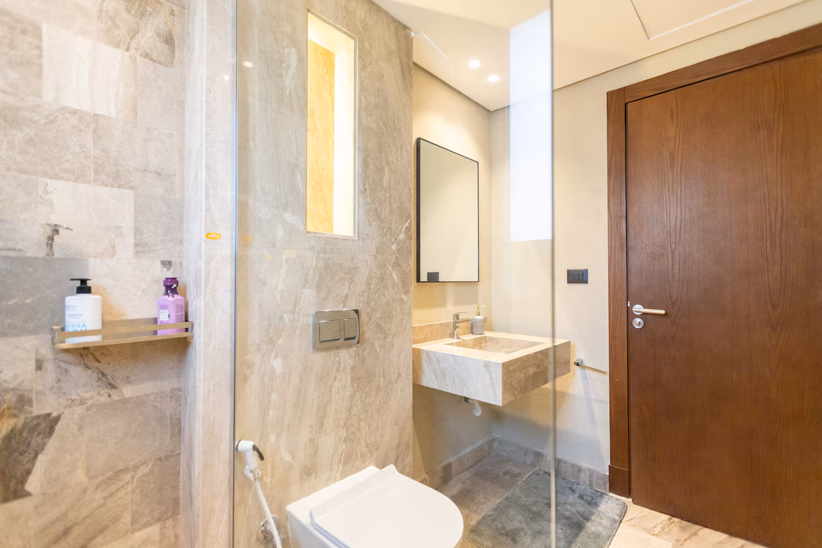 Silver Palm New cairo Luxury 3BR | Pool view — Full bathroom 3 in New Cairo, Cairo Governorate, Egypt, Egypt — photo 3