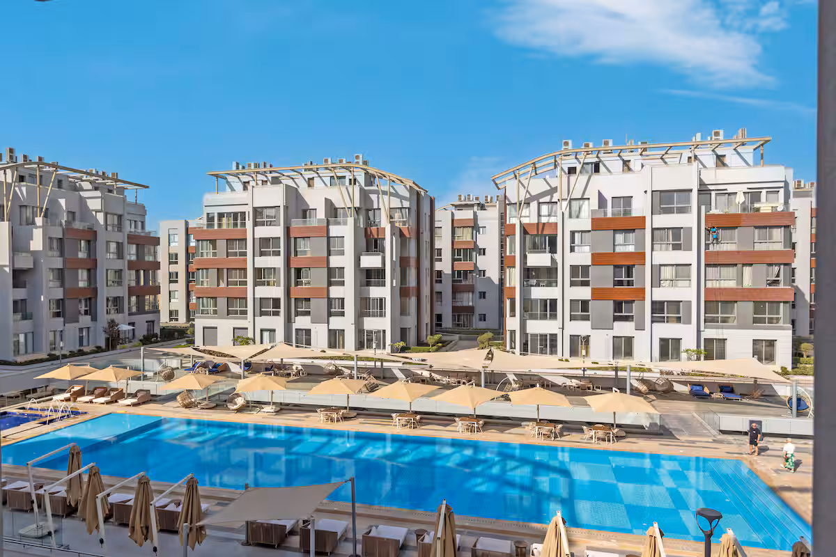 Best View in Town |Suite at JW Marriott Residences — Pool in First New Cairo, Egypt — photo 2