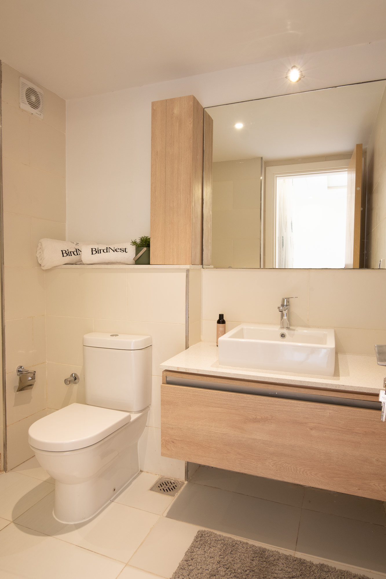Cozy 2BR Chalet – City View – Marassi — Full bathroom 2 in Marrasi, Egypt — photo 2