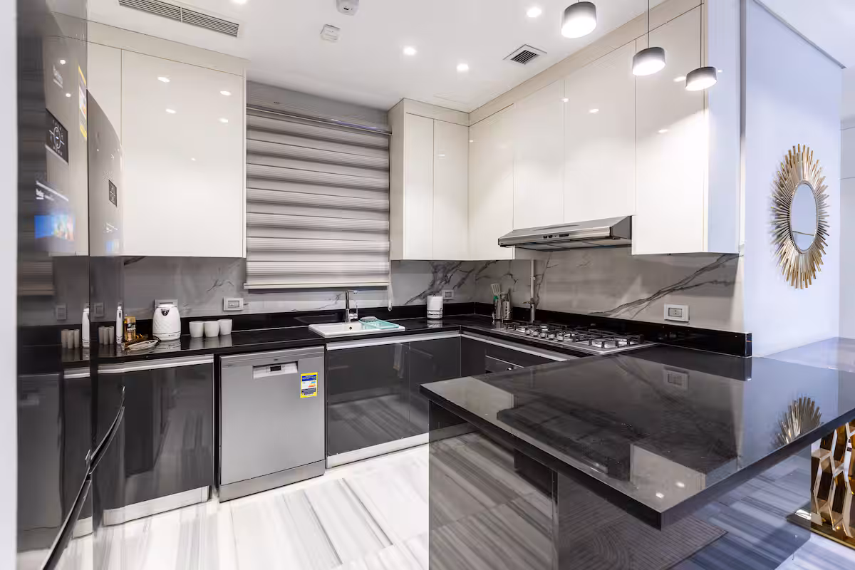 Poolside 3BR | Garden Level | Al-jazi JW Marriott — Full Kitchen in First New Cairo, Egypt — photo 2