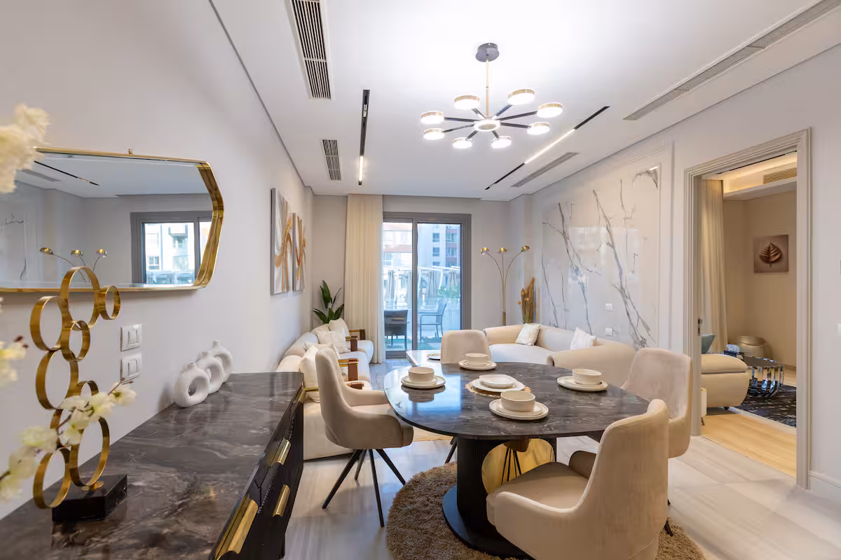 Poolside 3BR | Garden Level | Al-jazi JW Marriott — Dining Area in First New Cairo, Egypt — photo 2