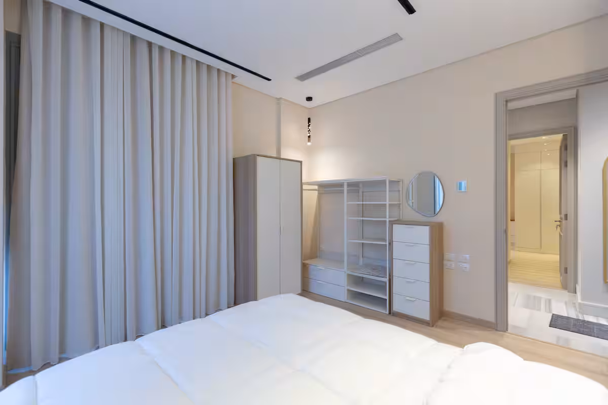 Poolside 3BR | Garden Level | Al-jazi JW Marriott — Bedroom 1 in First New Cairo, Egypt — photo 3