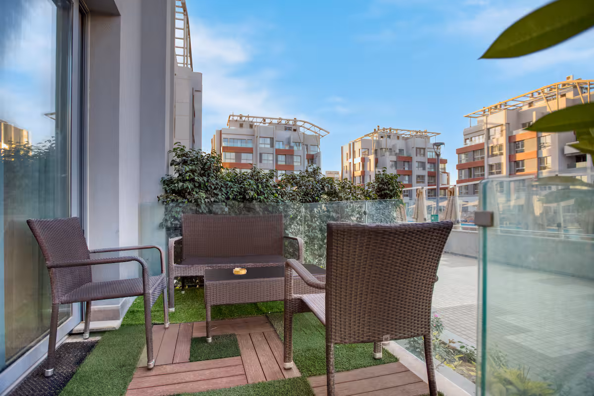 Poolside 3BR | Garden Level | Al-jazi JW Marriott — Balcony in First New Cairo, Egypt