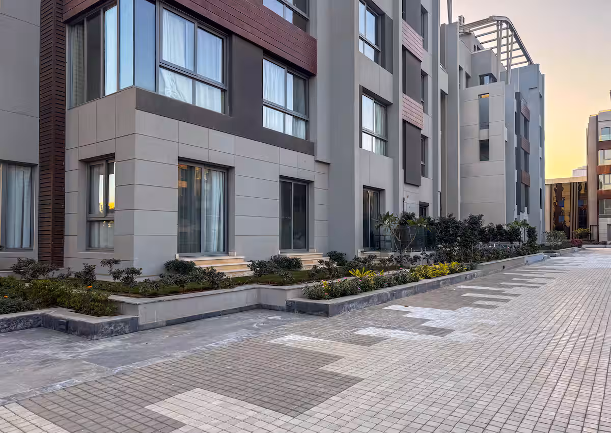 Poolside 3BR | Garden Level | Al-jazi JW Marriott — Exterior in First New Cairo, Egypt