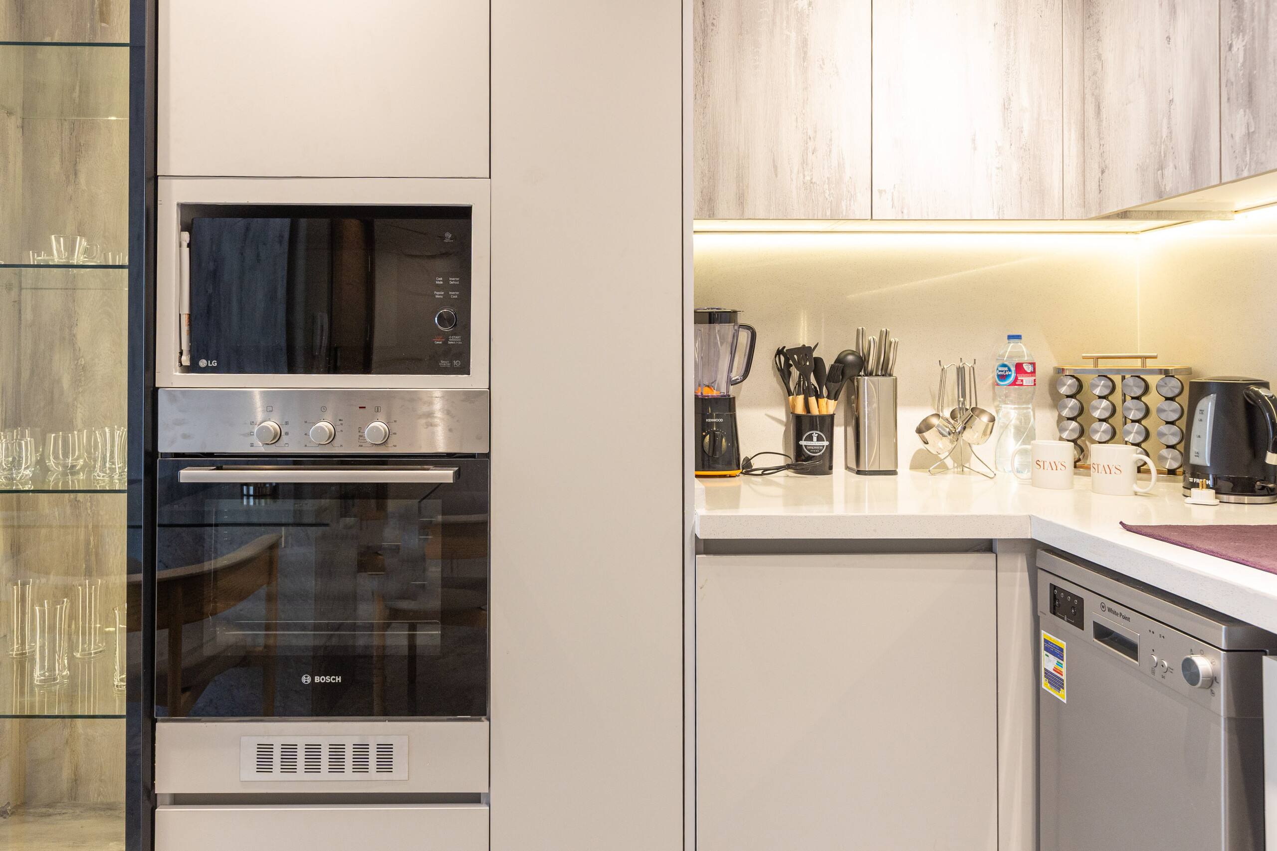 Luxurious 3-BR Apt|High-End Finishing|Silver Palm — Full Kitchen in New Cairo , Cairo, Egypt — photo 3