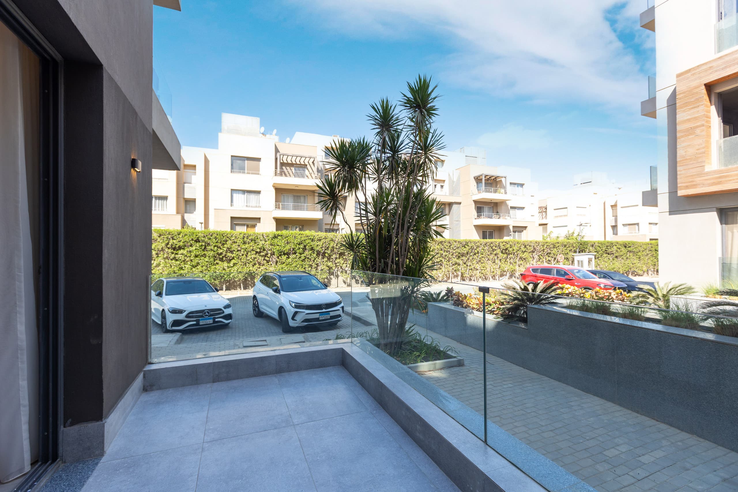 Luxurious 3-BR Apt|High-End Finishing|Silver Palm — Balcony in New Cairo , Cairo, Egypt — photo 3