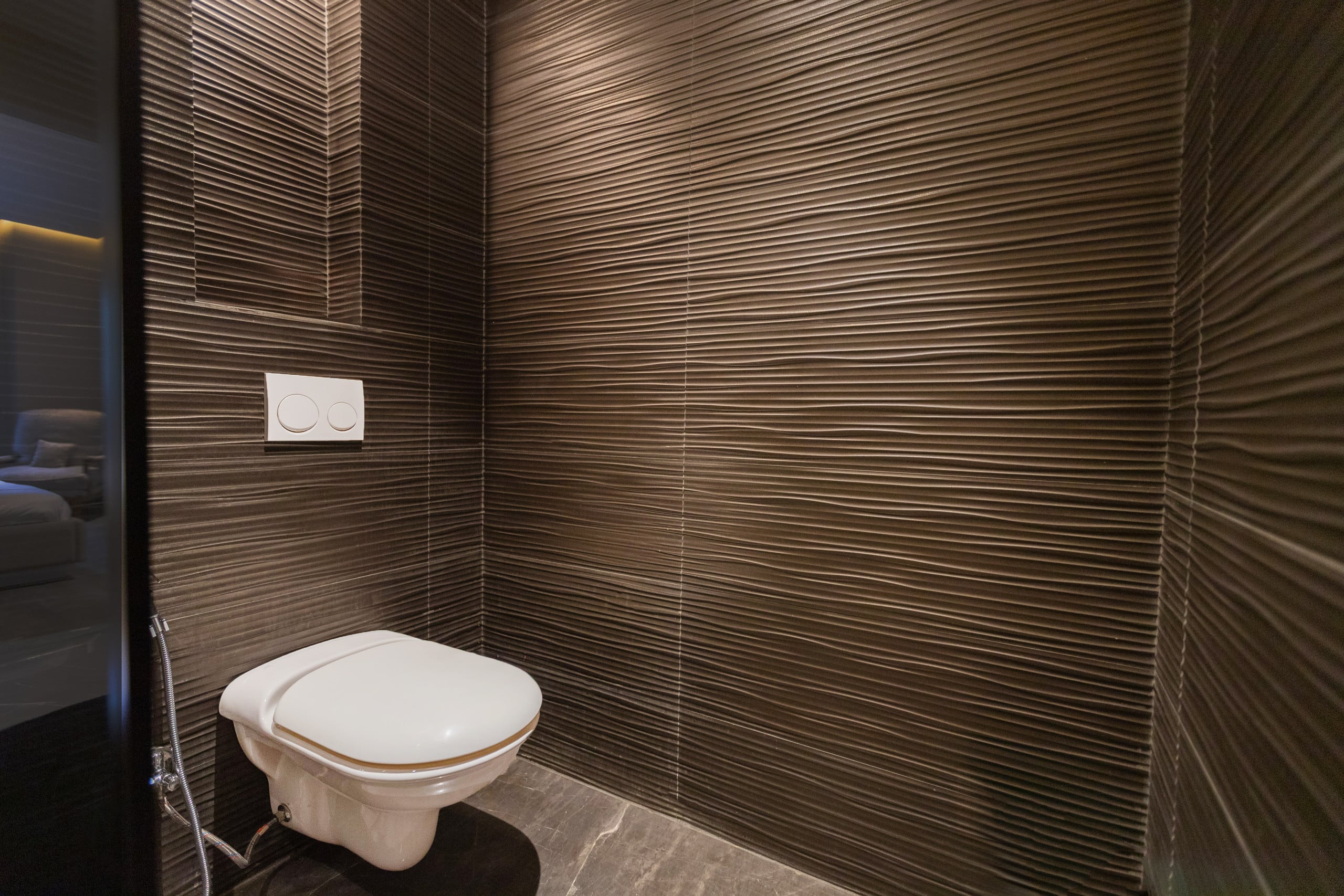 Private Garden Oasis | Elegant 2BR | Silver Palm — Full bathroom 1 in New Cairo, Cairo, Egypt — photo 3