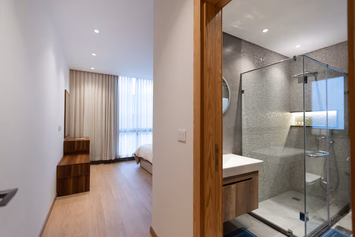 Elegant 2BR Apartment | Lake View Residence — Full bathroom 2 in First New Cairo, Egypt