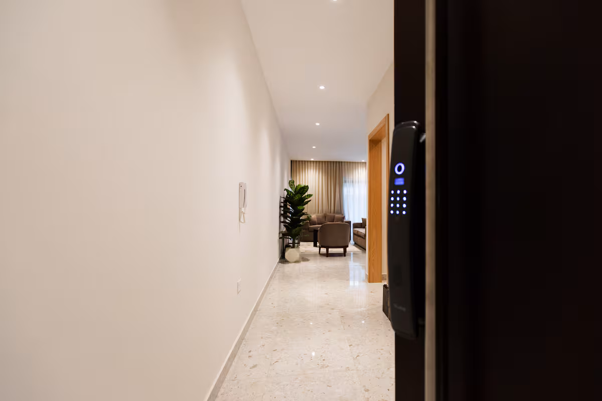 Elegant 2BR Apartment | Lake View Residence — Additional Photos in First New Cairo, Egypt — photo 3