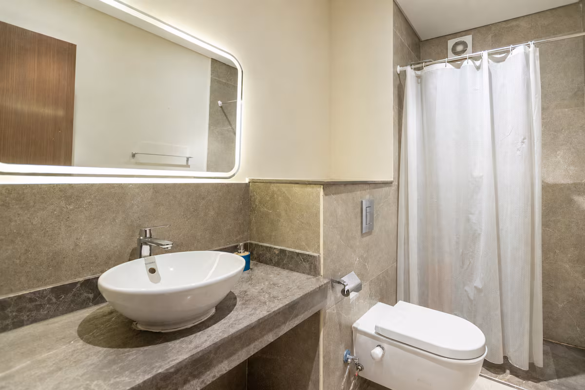 Luxury 3BR Haven Overlooking Green Views -ZED West — Full bathroom 2 in Sheikh Zayed City, Egypt
