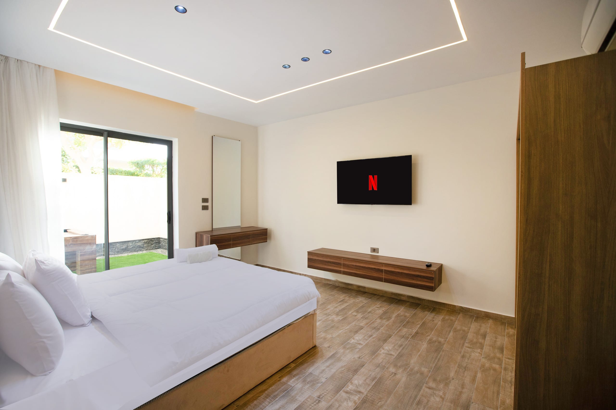 Private Pool 2BR Retreat in Lake View Residence — Bedroom 1 in New Cairo , Cairo, Egypt — photo 2